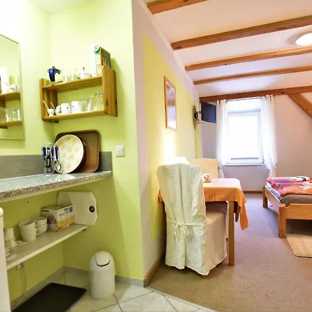 Cozy In Grundshagen With Garden Appartement *